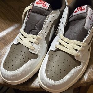 Nike Air Travis Scott